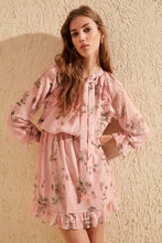 Load image into Gallery viewer, Trendyol Frilly Dress TWOSS20EL0900
