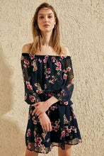 Load image into Gallery viewer, Trendyol Flower Decorated Dress TWOSS20EL1324
